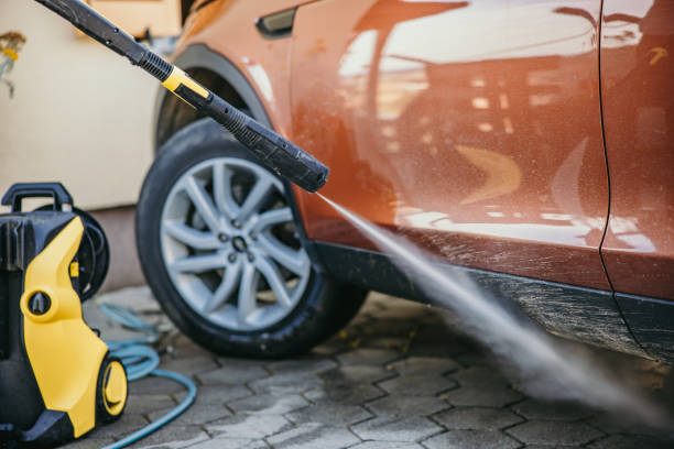 Best Garage Pressure Washing  in Evansdale, IA