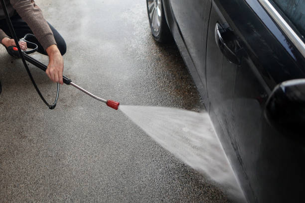 Best Commercial Pressure Washing  in Evansdale, IA